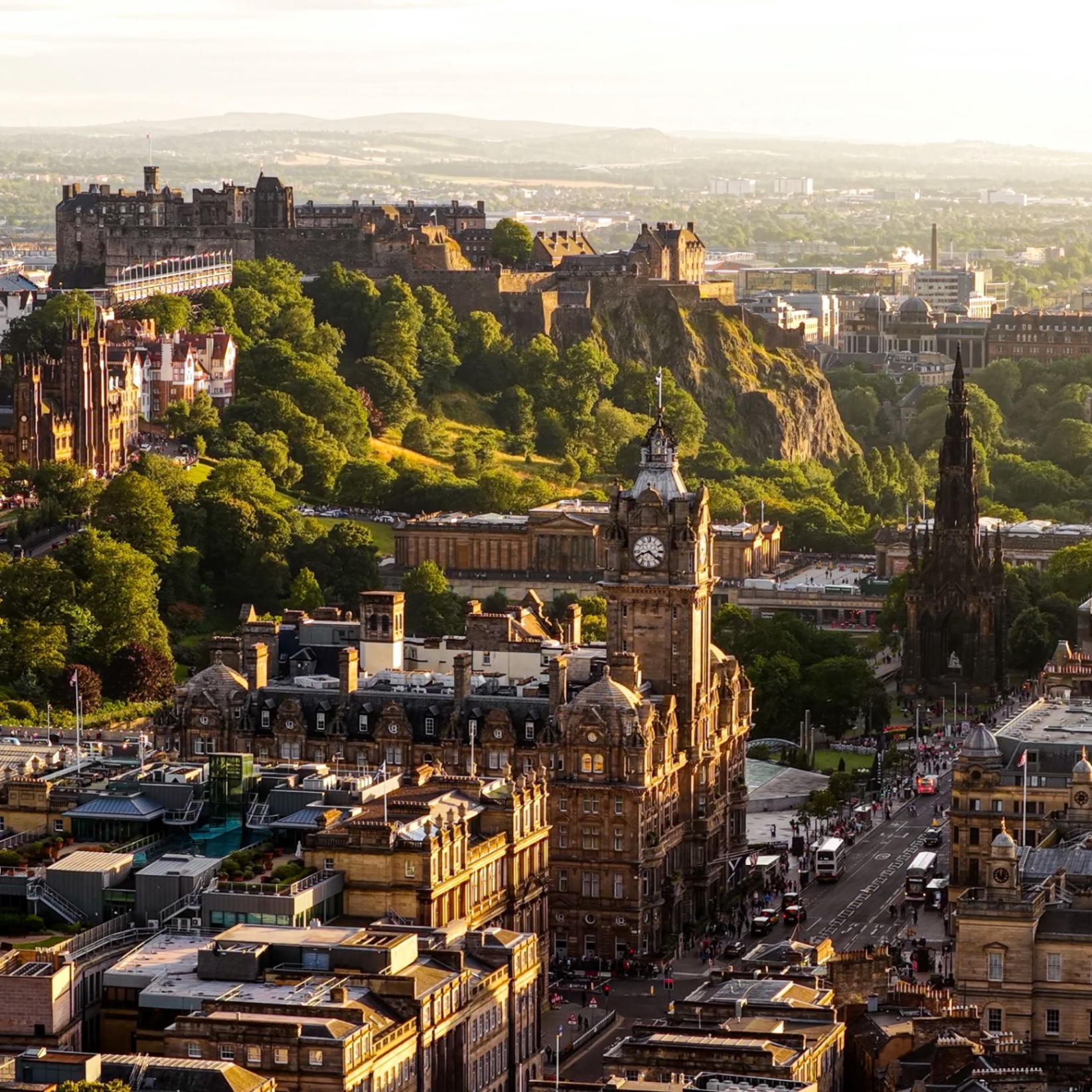Edinburgh Castle and city skyline